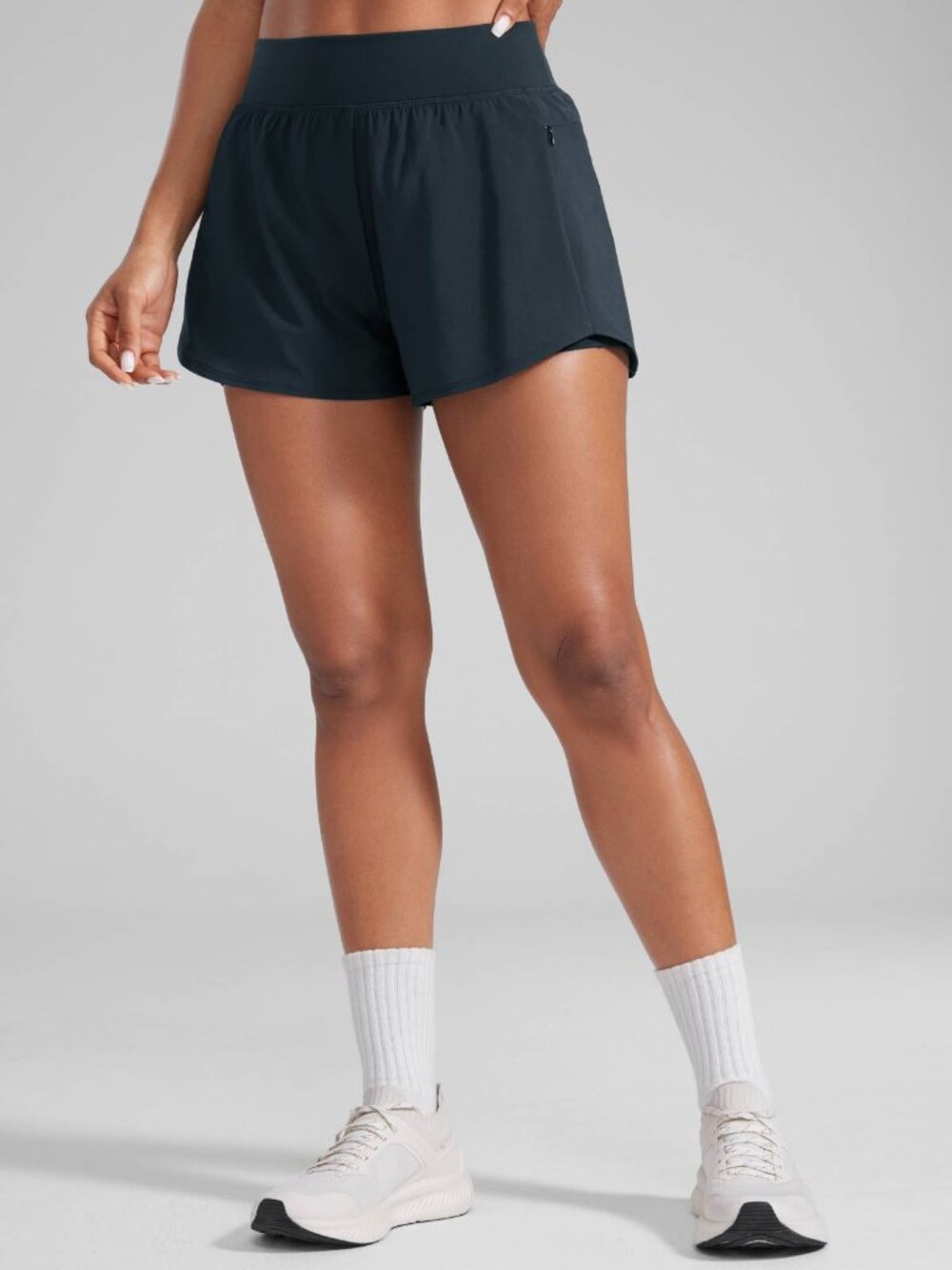 Feathery-Fit Soft 2 in 1 Zip Pocket Shorts 3"
